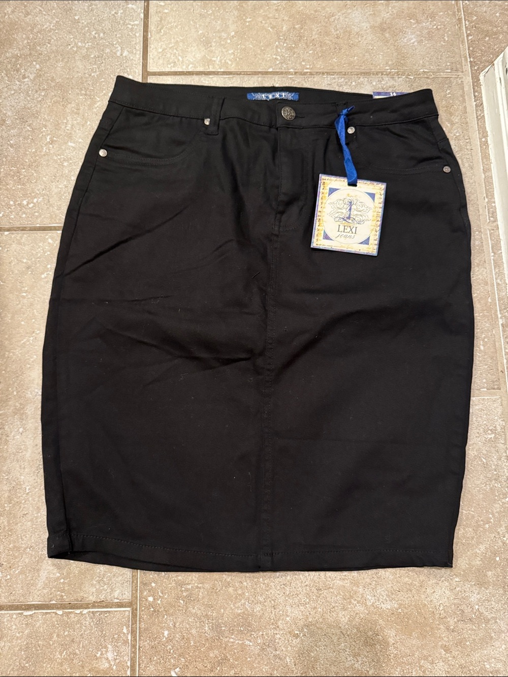 Black Women's Pencil Skirt - Classic Tailored Fit